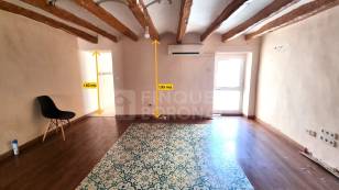 CASA DE POBLE AL CATLLAR PER REFORMAR