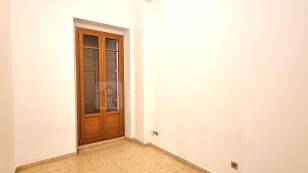 PIS SENSE MOBLES DE LLOGUER EN EL CASC ANTIC DE TARRAGONA.