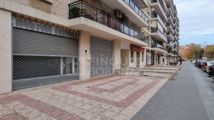 LOCAL COMERCIAL EN LLOGUER