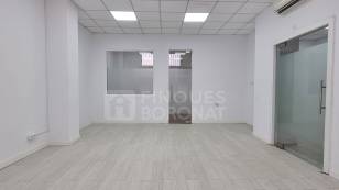 LOCAL COMERCIAL EN LLOGUER