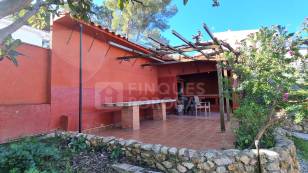 XALET EN LLOGUER A URB. LA LA MORA (Tarragona)