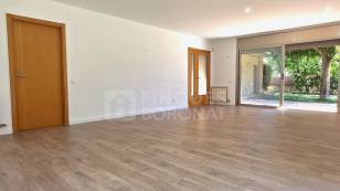 CHALET EN VENTA EN EL CATLLAR